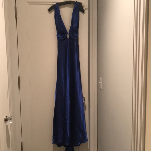 Cache gown size 6 - Picture 1 of 7